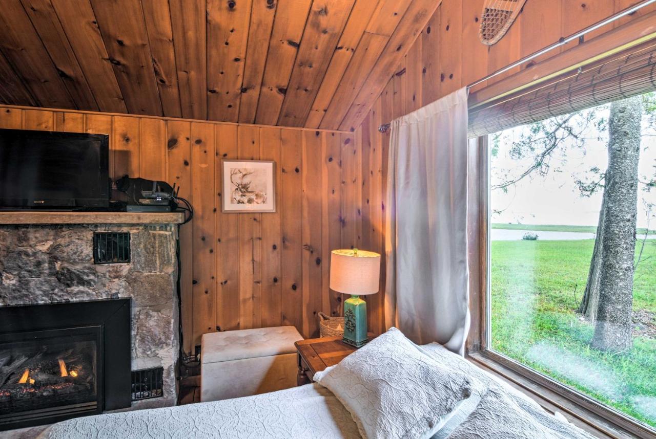 Lovely Lake Huron Getaway Beach Access And Kayaks! Evergreen Shores Exterior photo